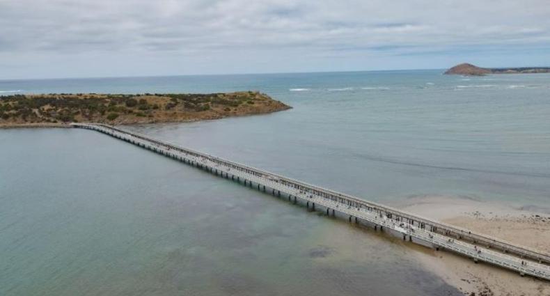 Apartment Victor Holidays Victor Harbor